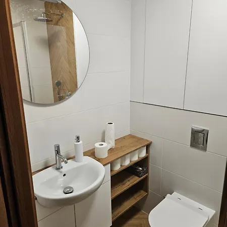 Blisko Jeziora Apartment